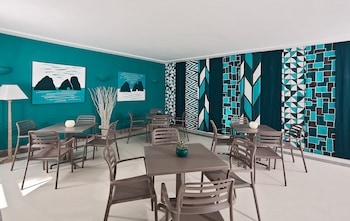 hotel della piccola marina