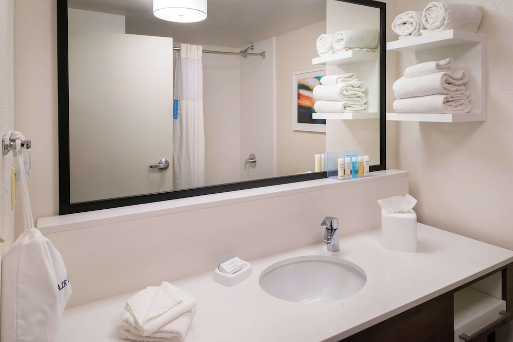 hampton inn and suites carson city
