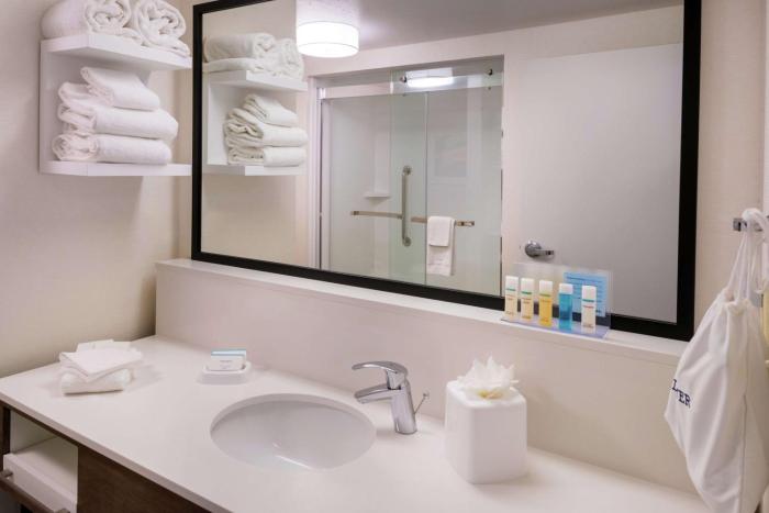 hampton inn and suites carson city