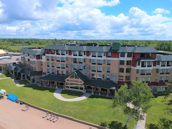 southshore hotel on lake bemidji trademark coll by wyndham