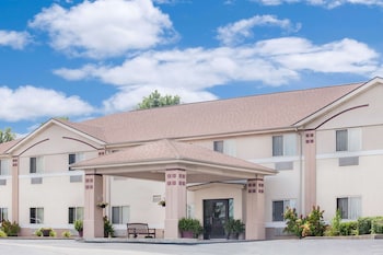 Super 8 By Wyndham Central City,Dunmor>>Central City,2 star