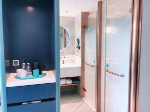 lanou hotel guangdong shaoguan university