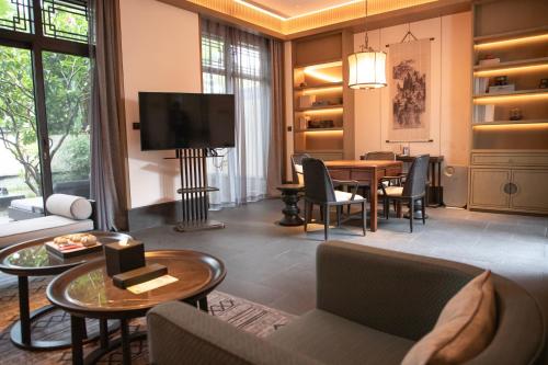song hotel chongqing shanqian