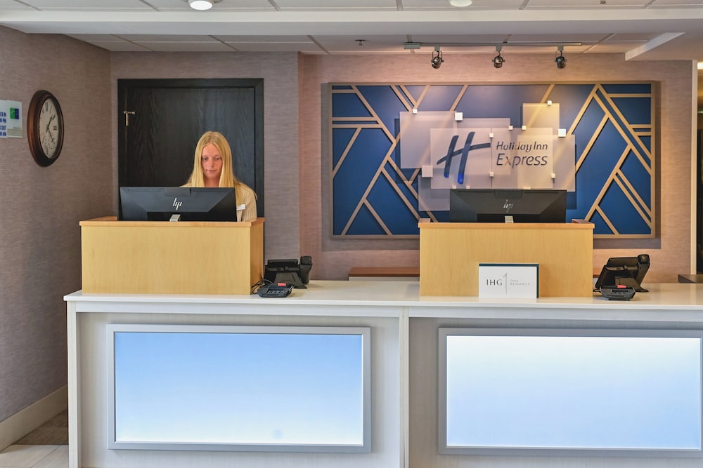 holiday inn express houghton keweenaw by ihg
