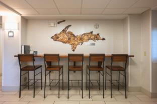 holiday inn express houghton keweenaw by ihg