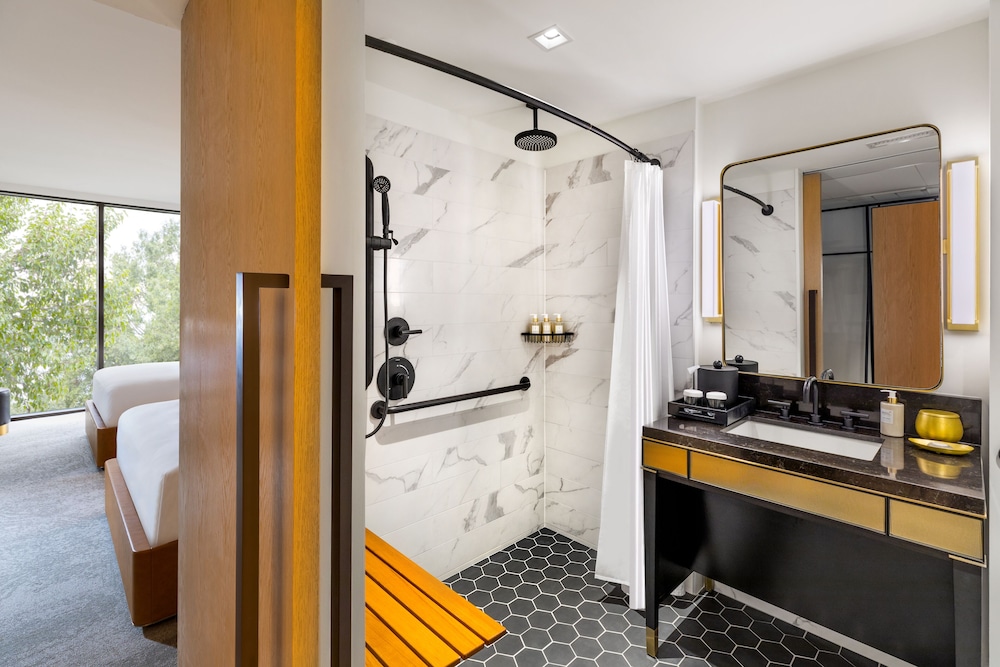 c baldwin curio collection by hilton