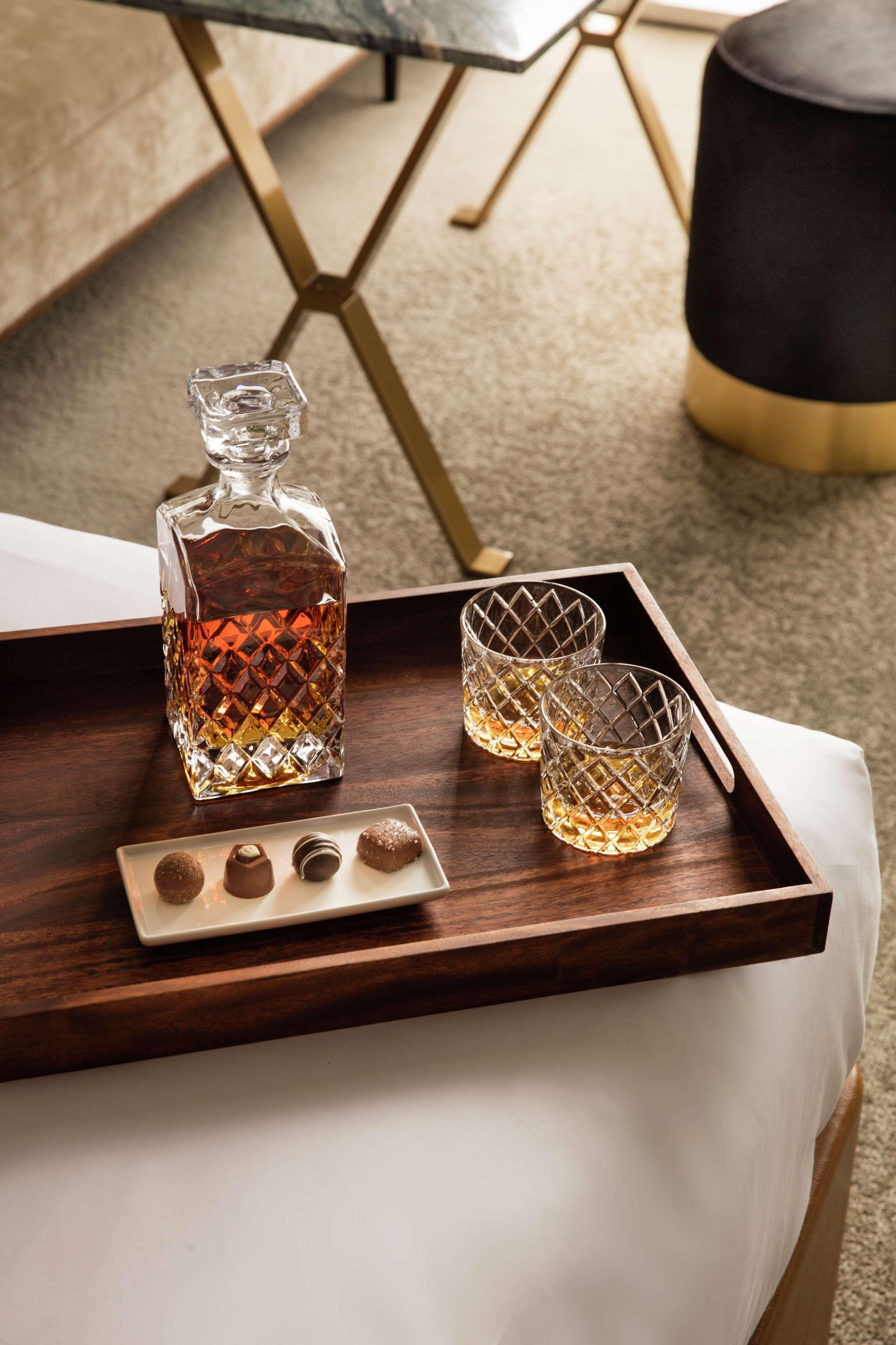 c baldwin curio collection by hilton
