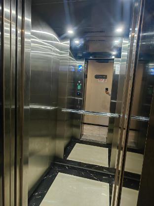hi inn shanghai guanghua road creative park store