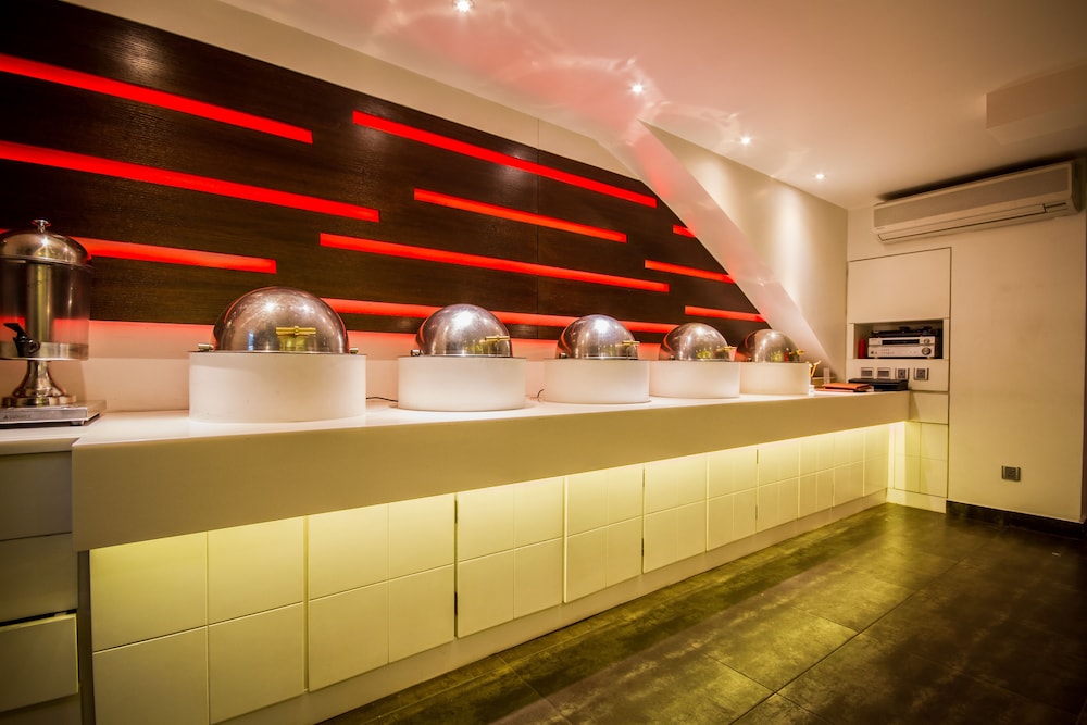 hotel grand godwin