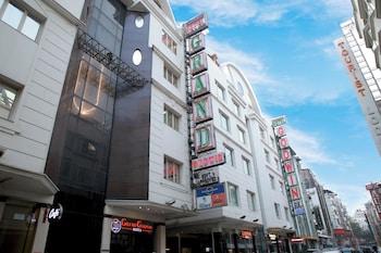 hotel grand godwin