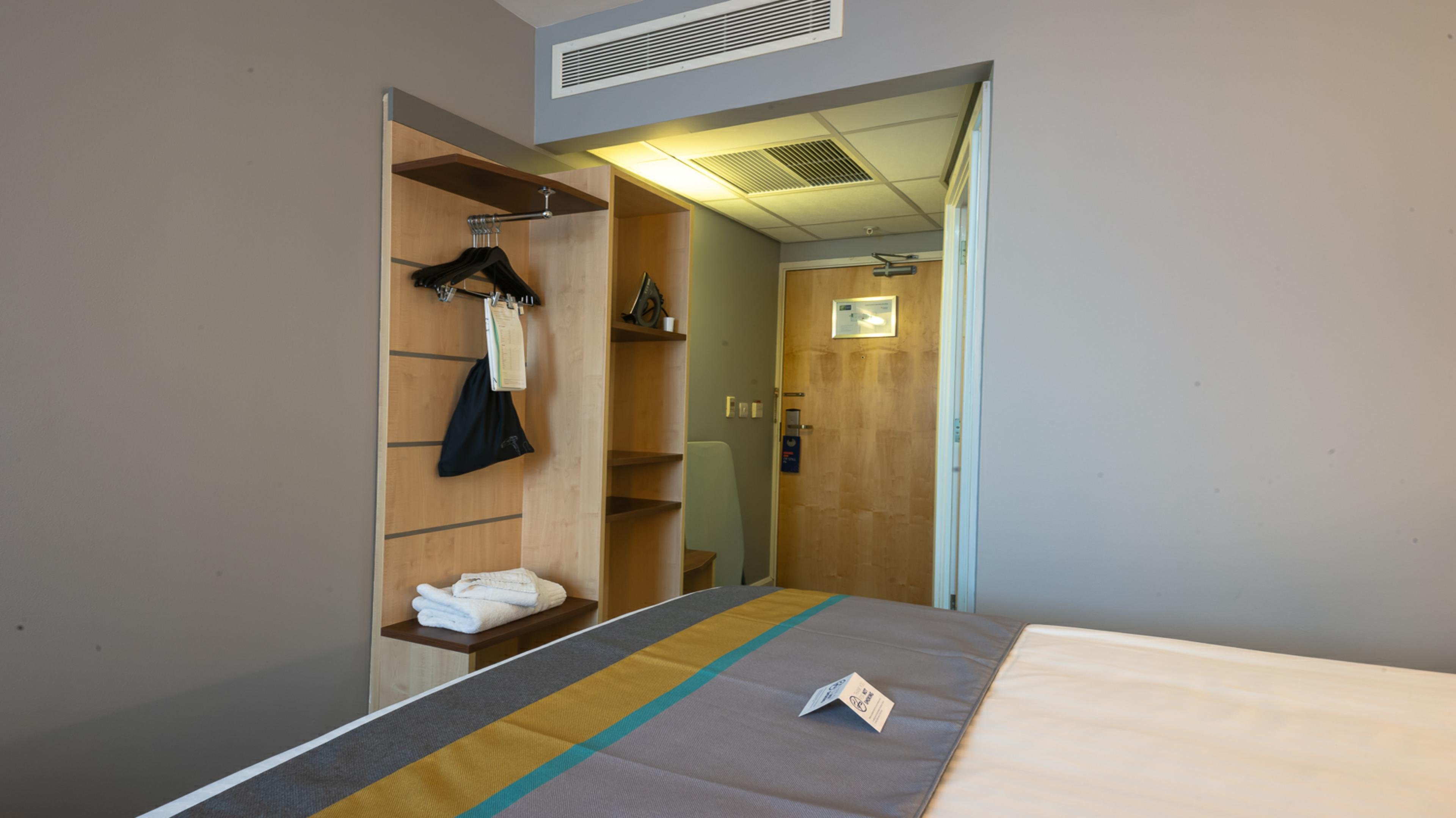 holiday inn express hull city centre by ihg