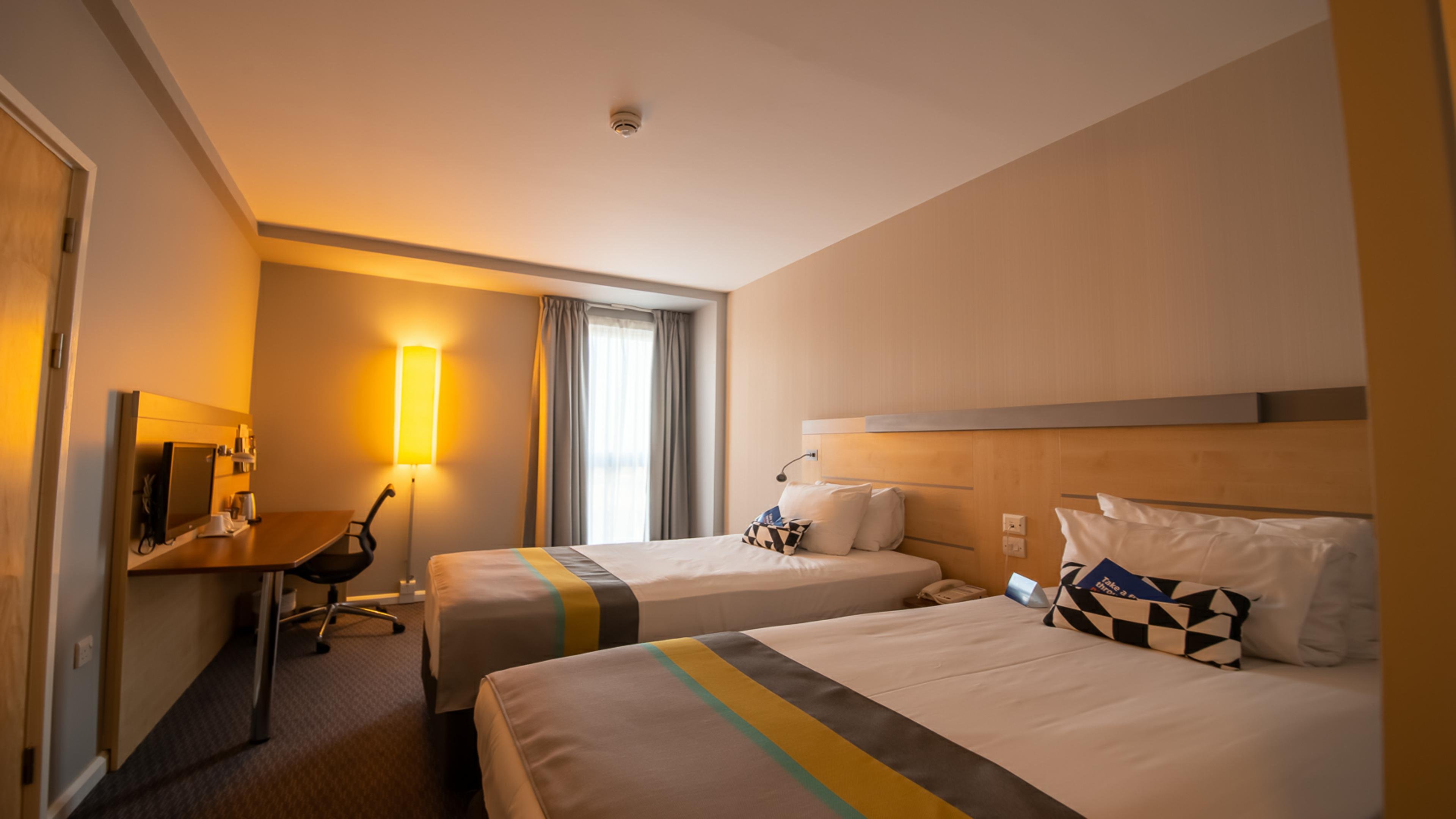 holiday inn express hull city centre by ihg