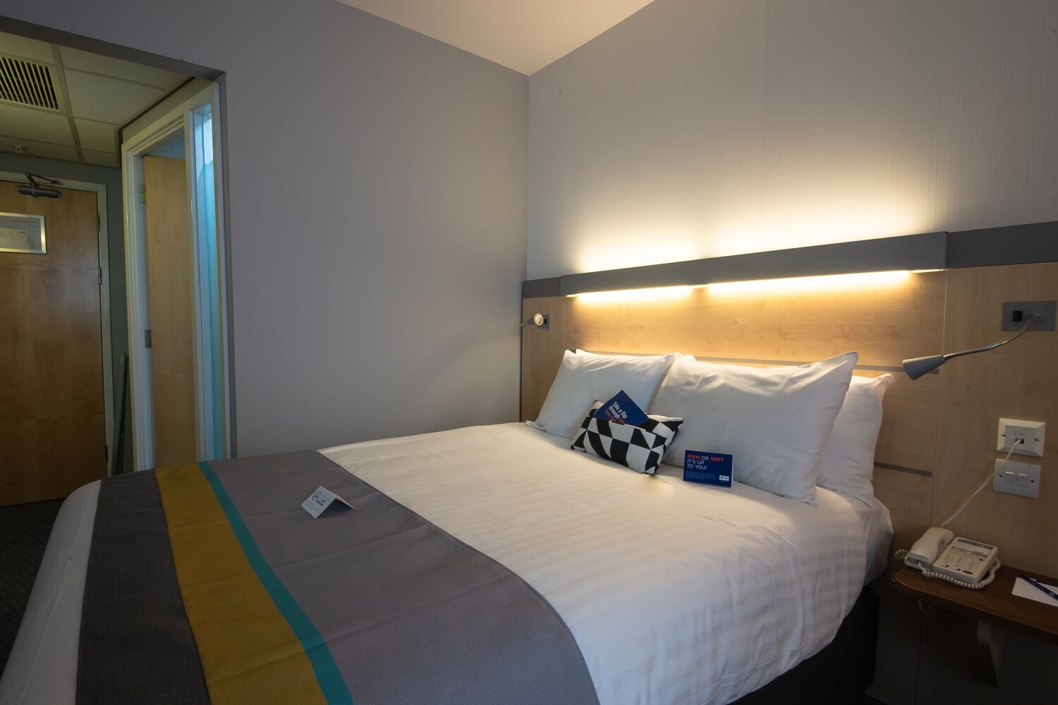 holiday inn express hull city centre by ihg