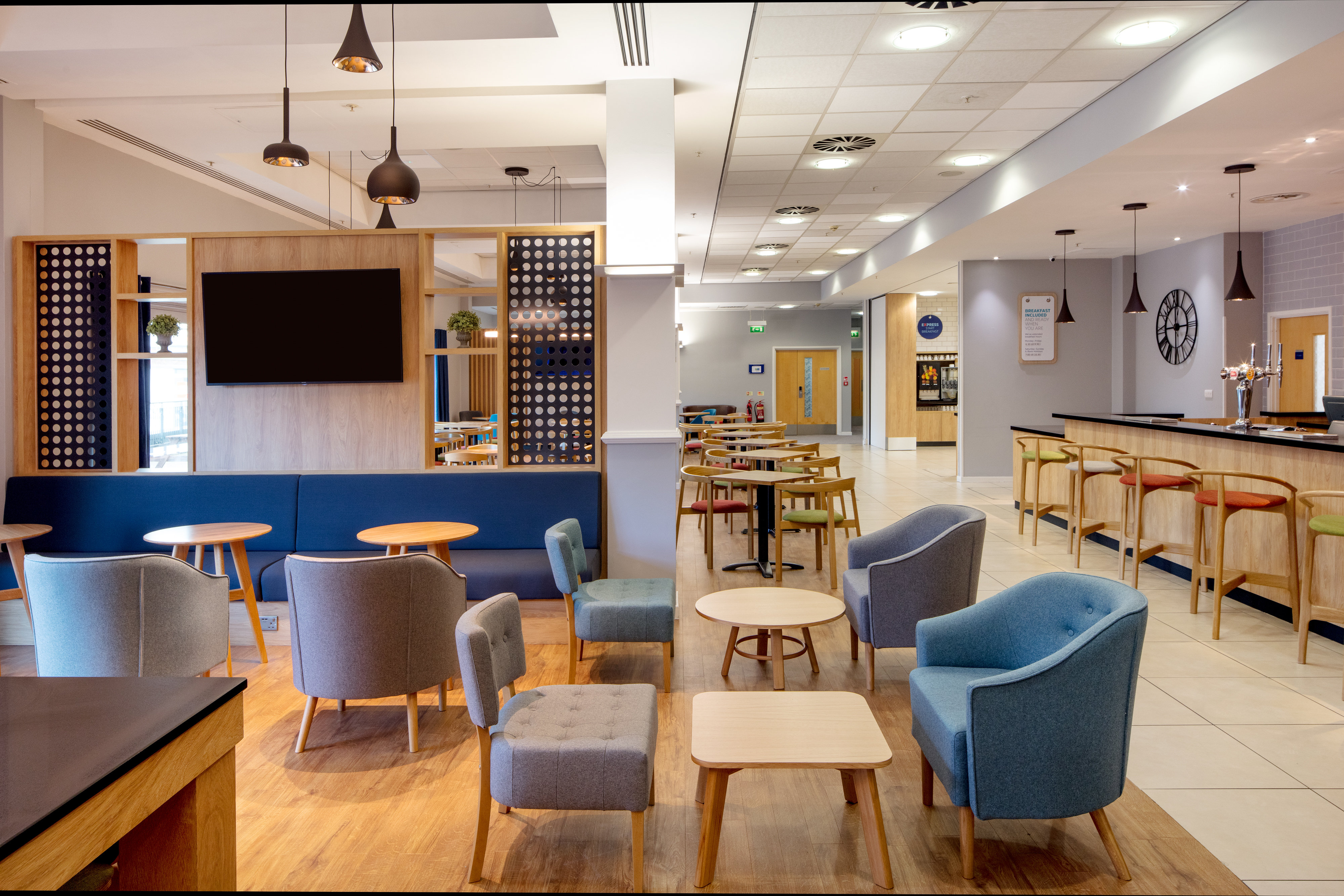 holiday inn express hull city centre by ihg