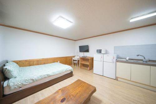 seogwipo yongnuni pension