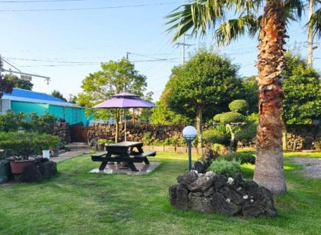 seogwipo yongnuni pension