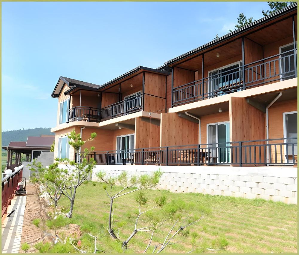 yeosoo hwangtoh pension