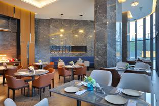 orange hotel xian world expo eurasia international