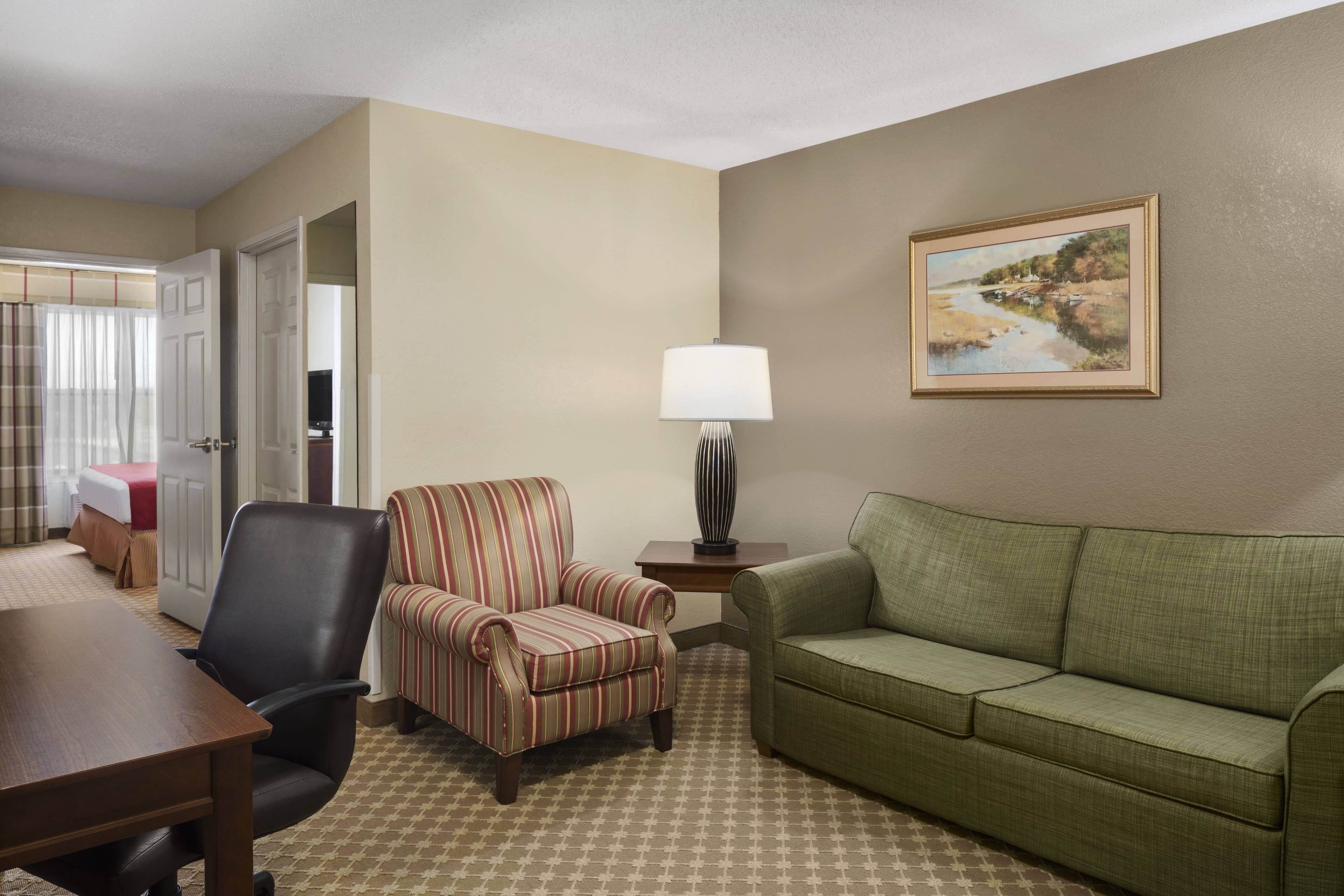 independents elyria inn and suites