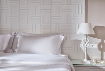 notos heights hotel and suites