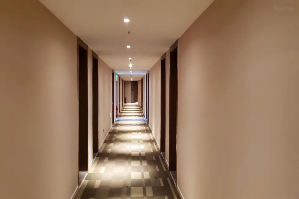 home inn plus changchun ziyou road zhongri lianyi hospital