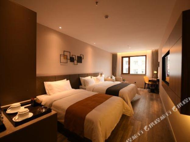 home inn plus changchun ziyou road zhongri lianyi hospital