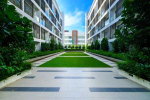 aeropod 5 mins to airport 10 mins to kk city