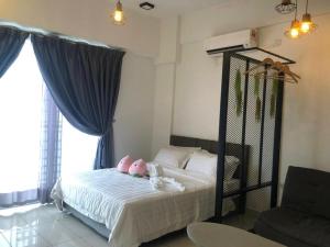 aeropod 5 mins to airport 10 mins to kk city