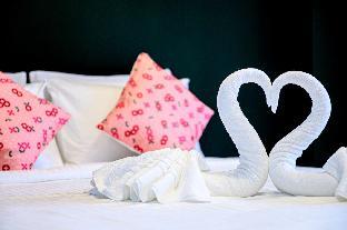 aeropod 5 mins to airport 10 mins to kk city