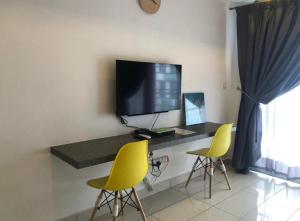 aeropod 5 mins to airport 10 mins to kk city