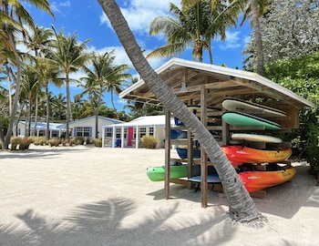 pines and palms resort