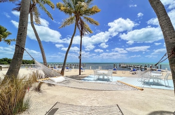 pines and palms resort