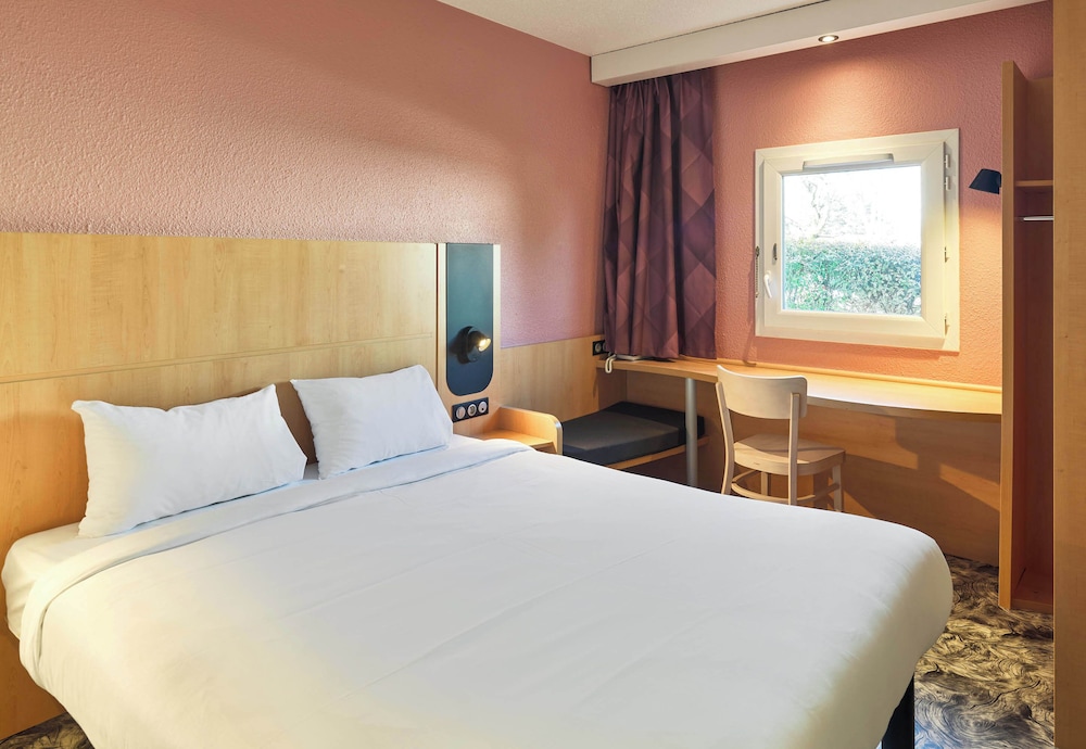 bandb hotel orly rungis airport 3 stars