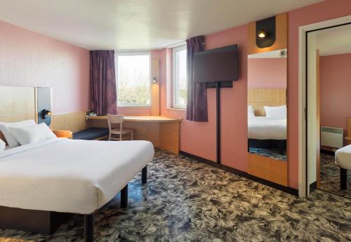 bandb hotel orly rungis airport 3 stars