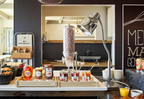 bandb hotel orly rungis airport 3 stars