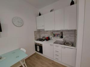 mediterranea sicilia casa dei normanni costanza