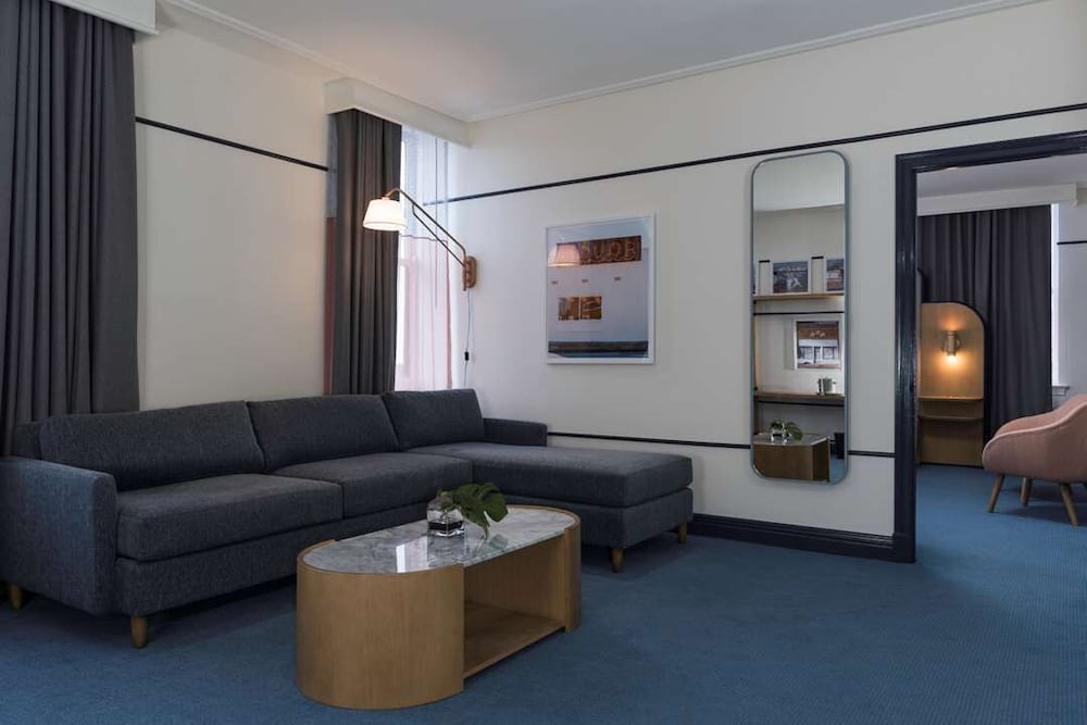 hu hotel