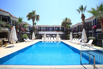 catamaran hotel