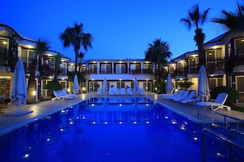 catamaran hotel