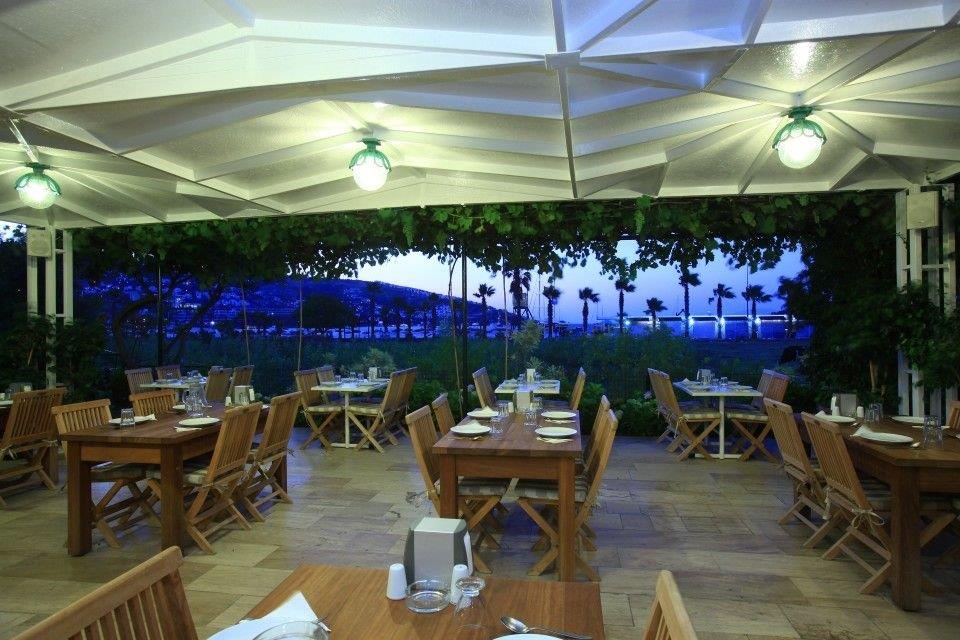 catamaran hotel