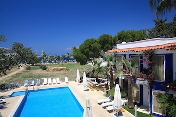 catamaran hotel