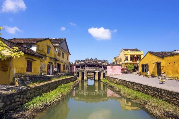 hoi an old town riverside workation paradise