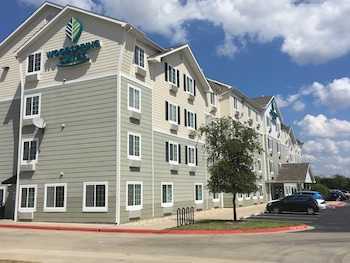 woodspring suites columbus fort moore