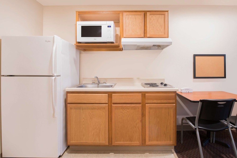 woodspring suites columbus fort moore