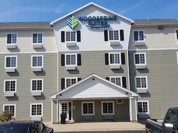 woodspring suites columbus fort moore