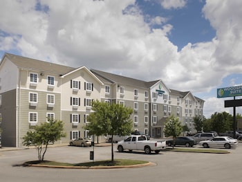 woodspring suites columbus fort moore