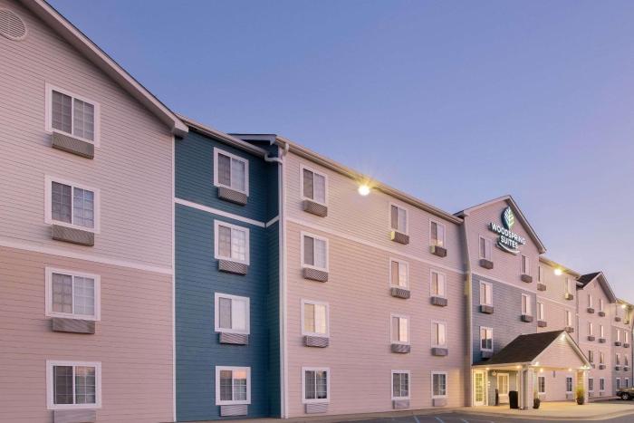 woodspring suites columbus fort moore