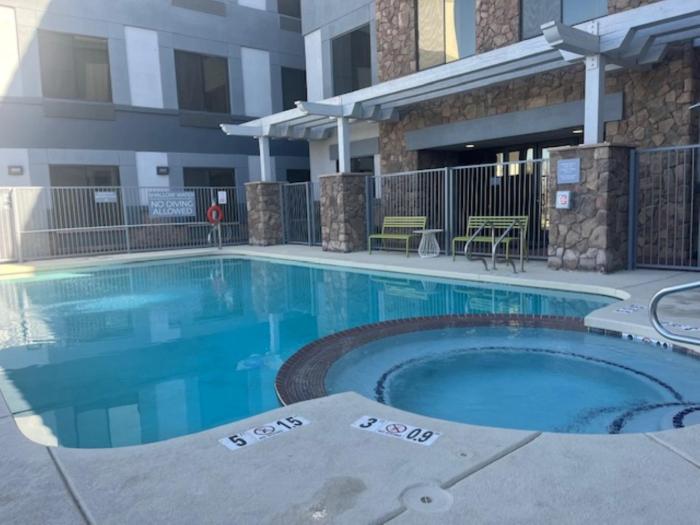 spark by hilton phoenix east mesa