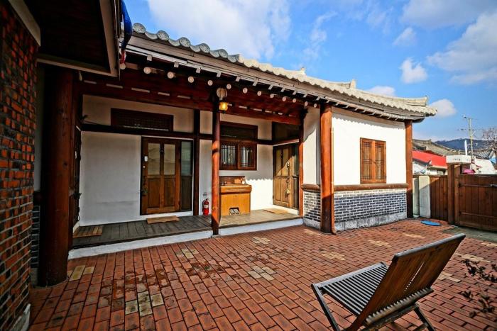 jeonju namugeuneul and geunsoonae chogajip