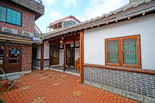 jeonju namugeuneul and geunsoonae chogajip